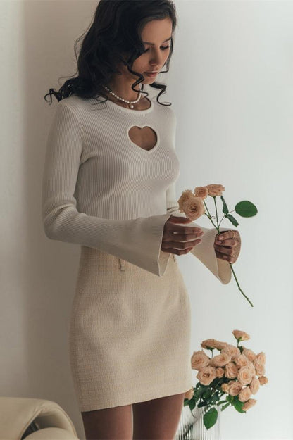 Effortlessly Elegant Top with a Timeless Design