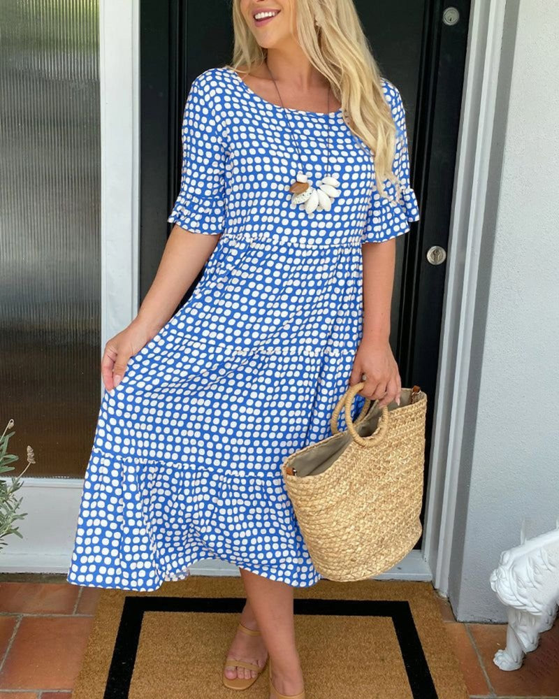 Classic Vintage Dress with a Flattering Fit