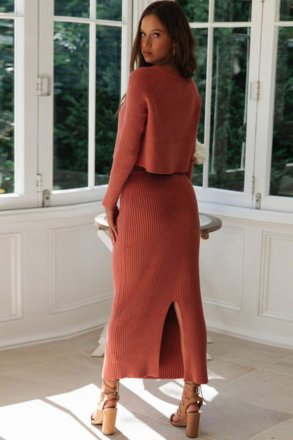 Gracefully Styled Sweater for Any Occasion