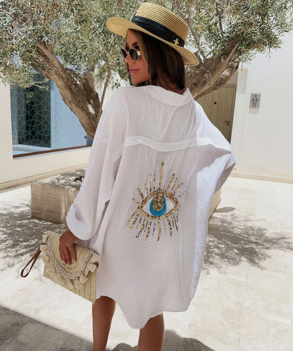 Beautifully Finished Blouse in a Timeless Design