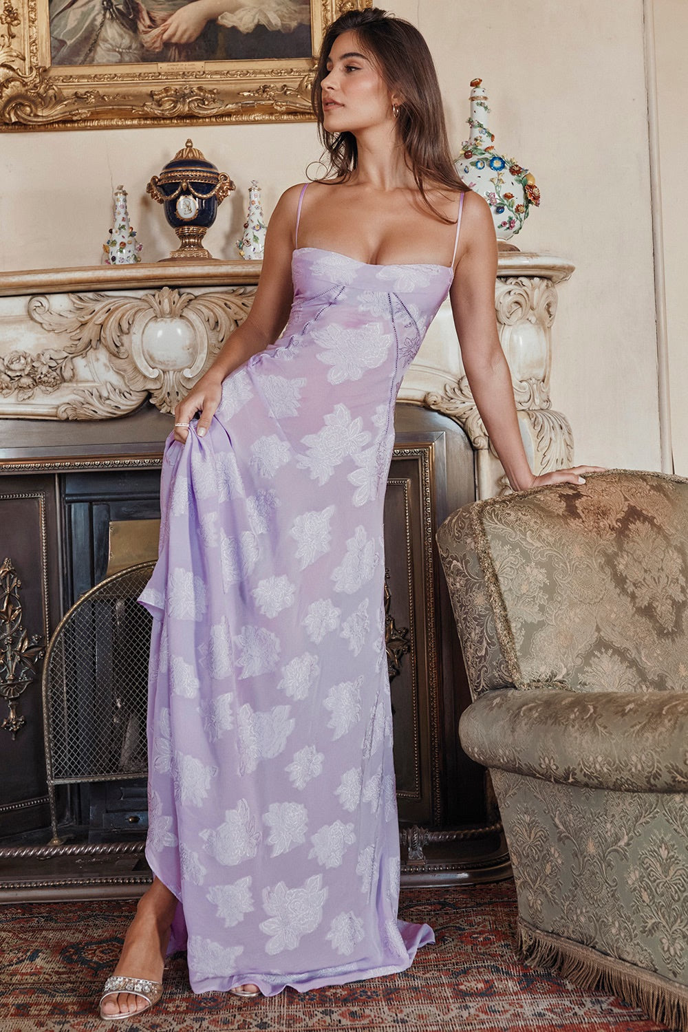 Beautifully Crafted Dress in a Classic Style