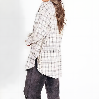 Effortlessly Elegant Shirt with a Timeless Design
