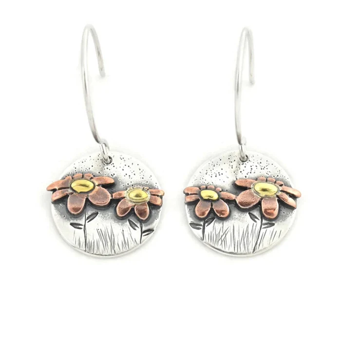 Klassinen Hopea Korvarengas ajattomalla viehätyksellä