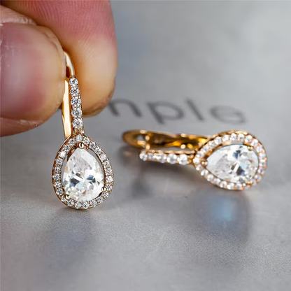 Klassinen Korvarengas ajattomalla viehätyksellä