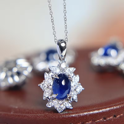 Upea Kaulakoru päivittäiseen käyttöön