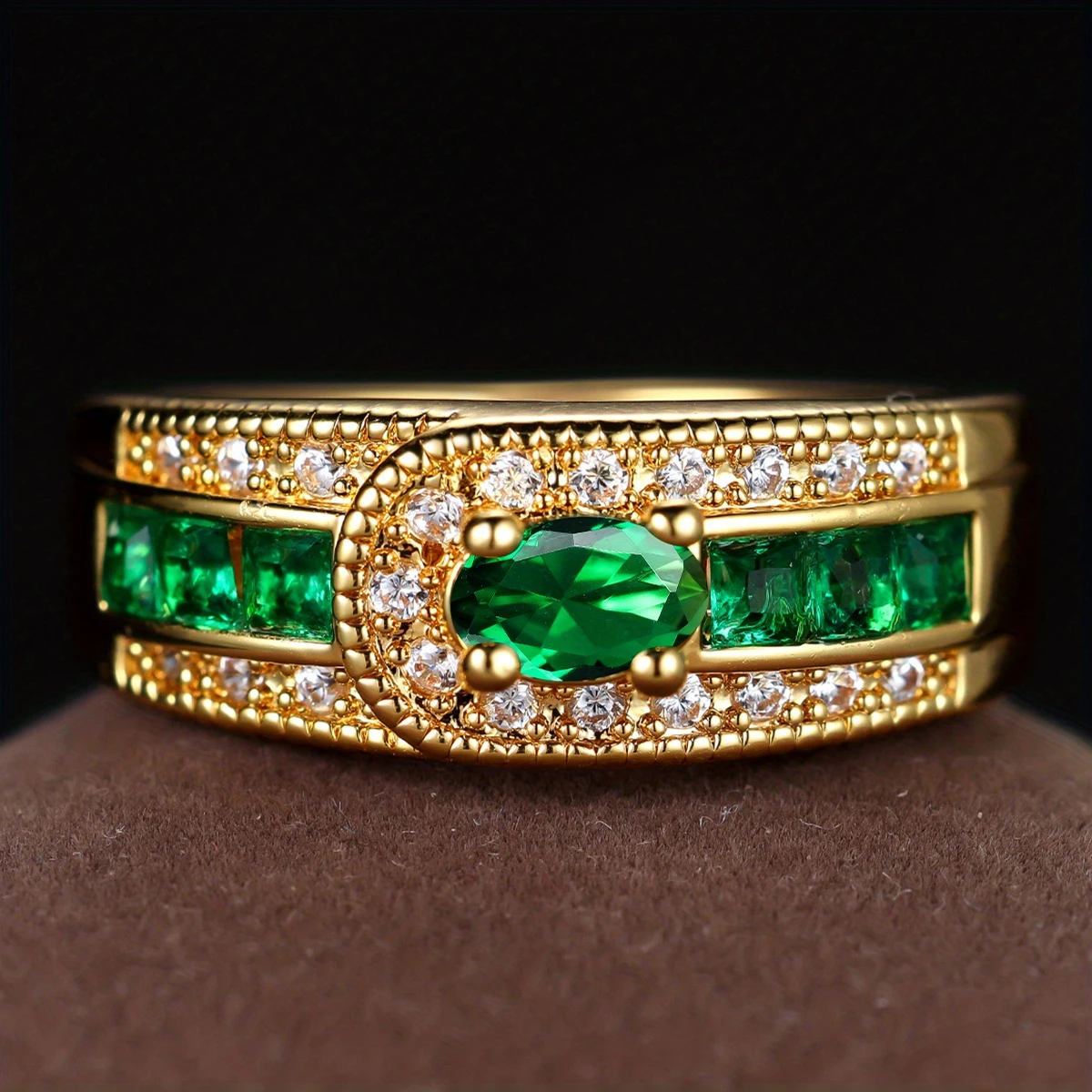 Vintage Green Zirconia Gold Ring