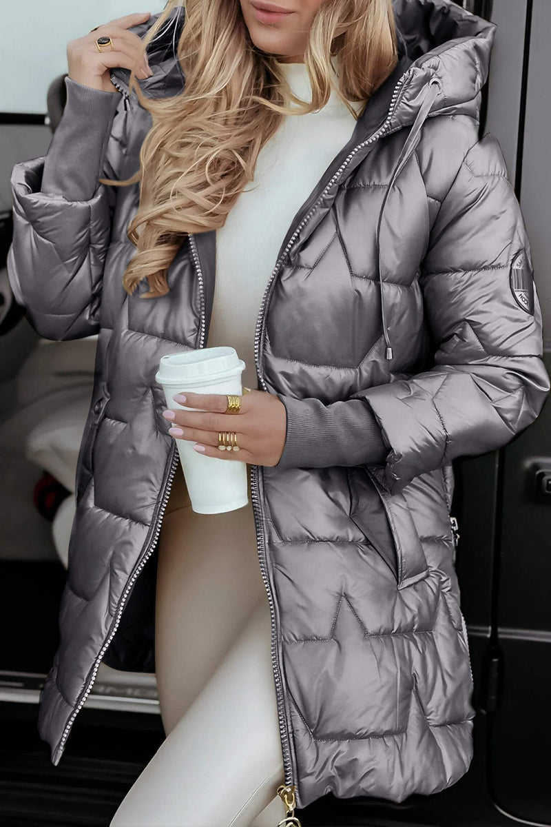 Effortlessly Elegant Coat with a Timeless Design