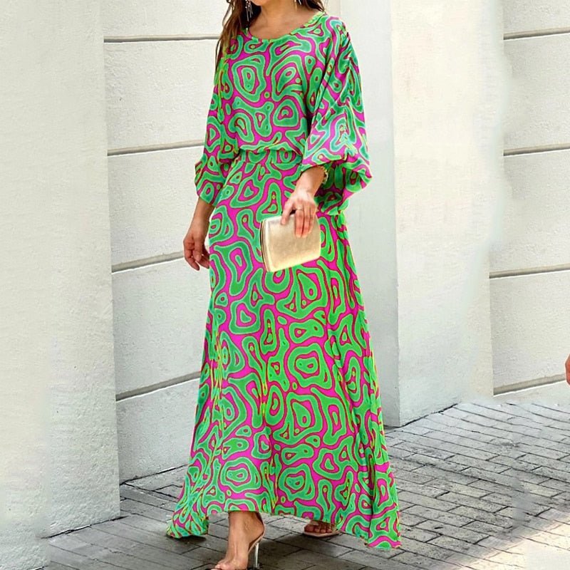Classic Vintage & Enduringly Stylish Dress