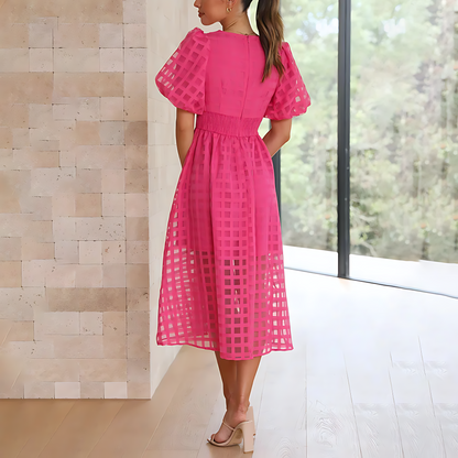 Well Tailored Garment with a Graceful Silhouette