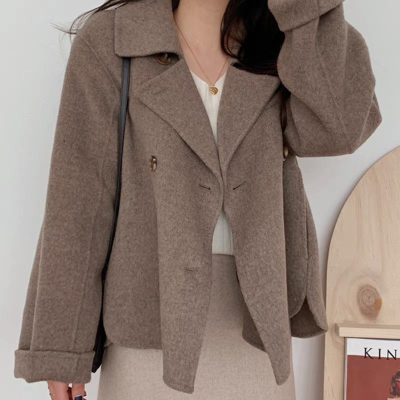 Classic Vintage & Enduringly Stylish Coat