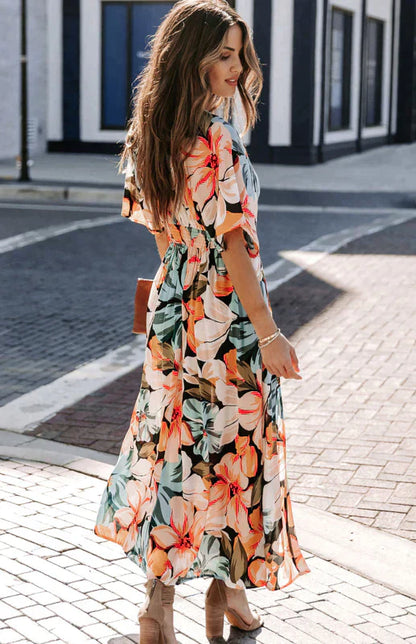 Gracefully Styled Dress for Any Occasion