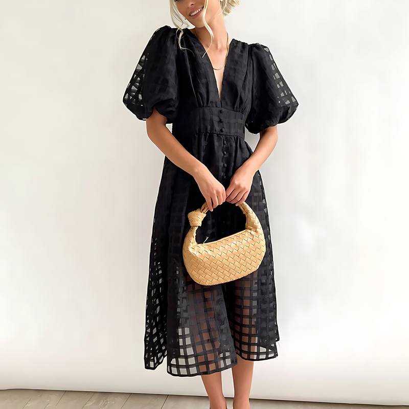 Well Tailored Garment with a Graceful Silhouette