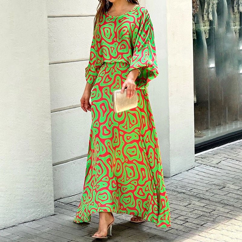 Classic Vintage & Enduringly Stylish Dress