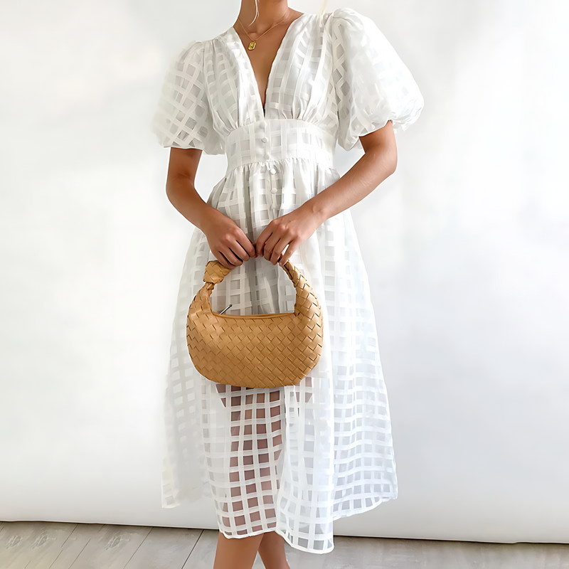 Well Tailored Garment with a Graceful Silhouette