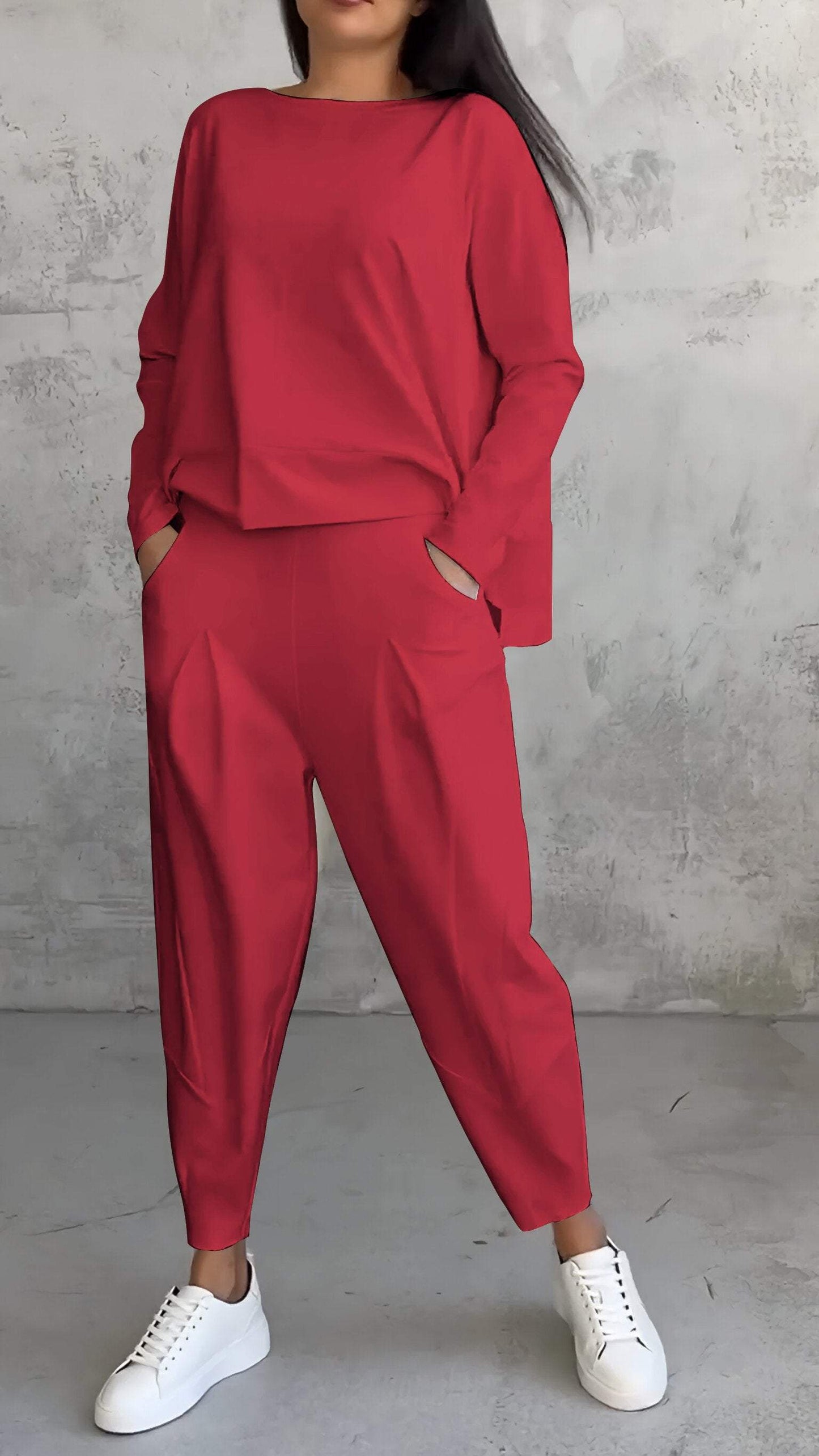 Elegantly Styled Trousers for Everyday Wear