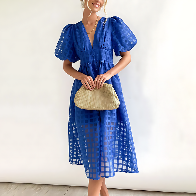 Well Tailored Garment with a Graceful Silhouette