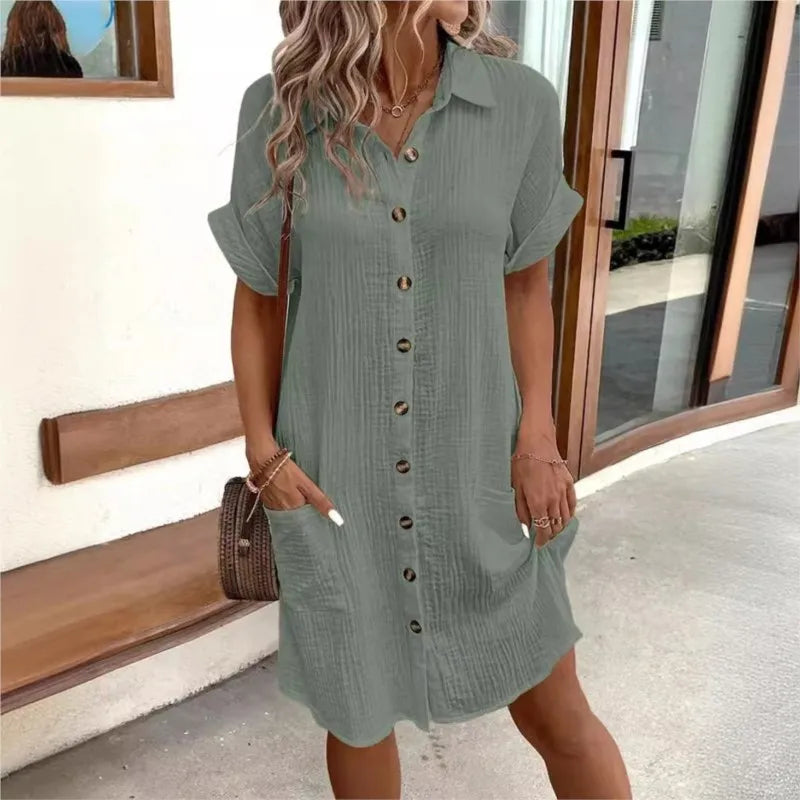 Classic Vintage Dress with a Flattering Fit