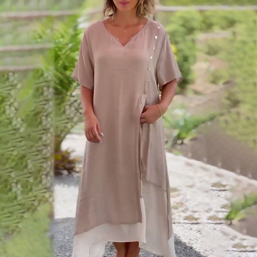 Classic Vintage & Enduringly Stylish Dress