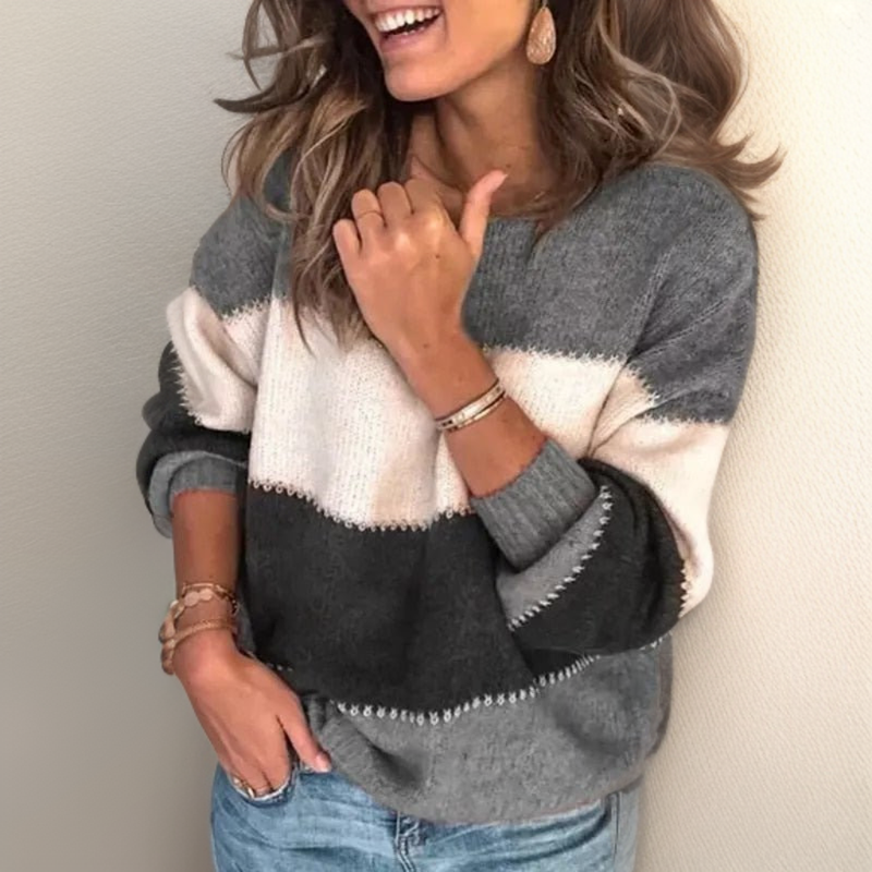 Well Tailored Sweater with a Graceful Silhouette