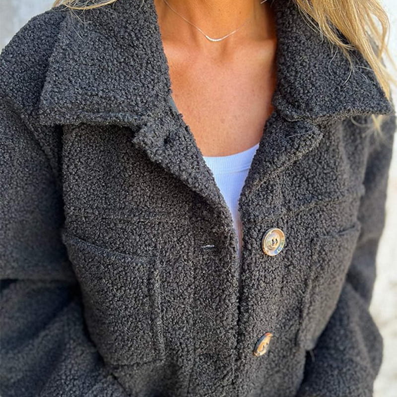 Sophisticated Coat with a Clean Classic Look