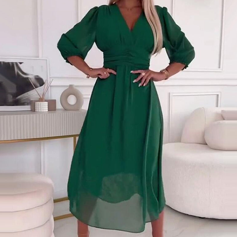 Classic Vintage & Enduringly Stylish Dress