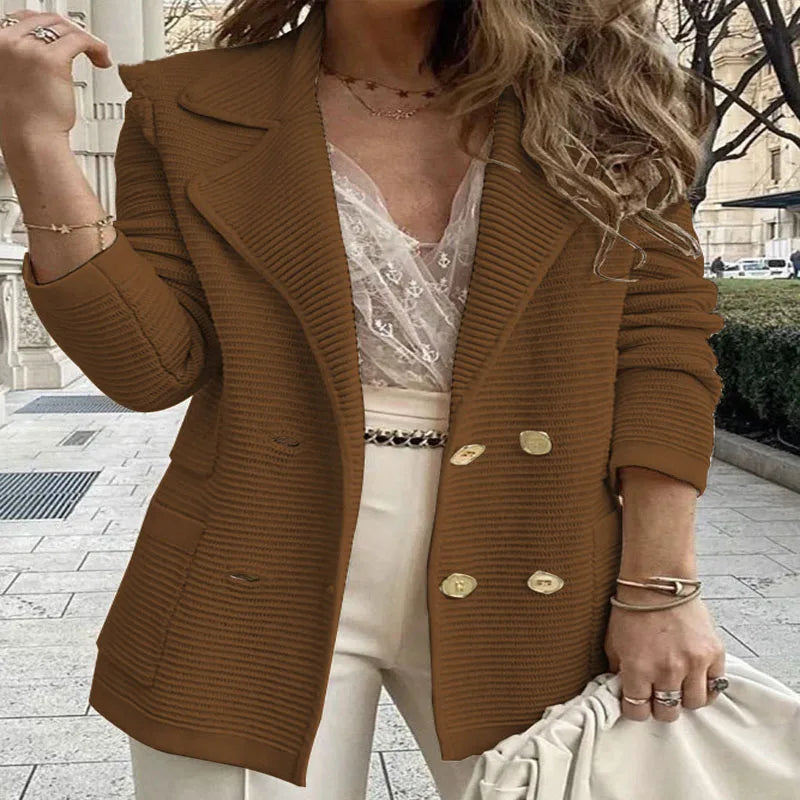 Effortlessly Elegant Garment with a Timeless Design