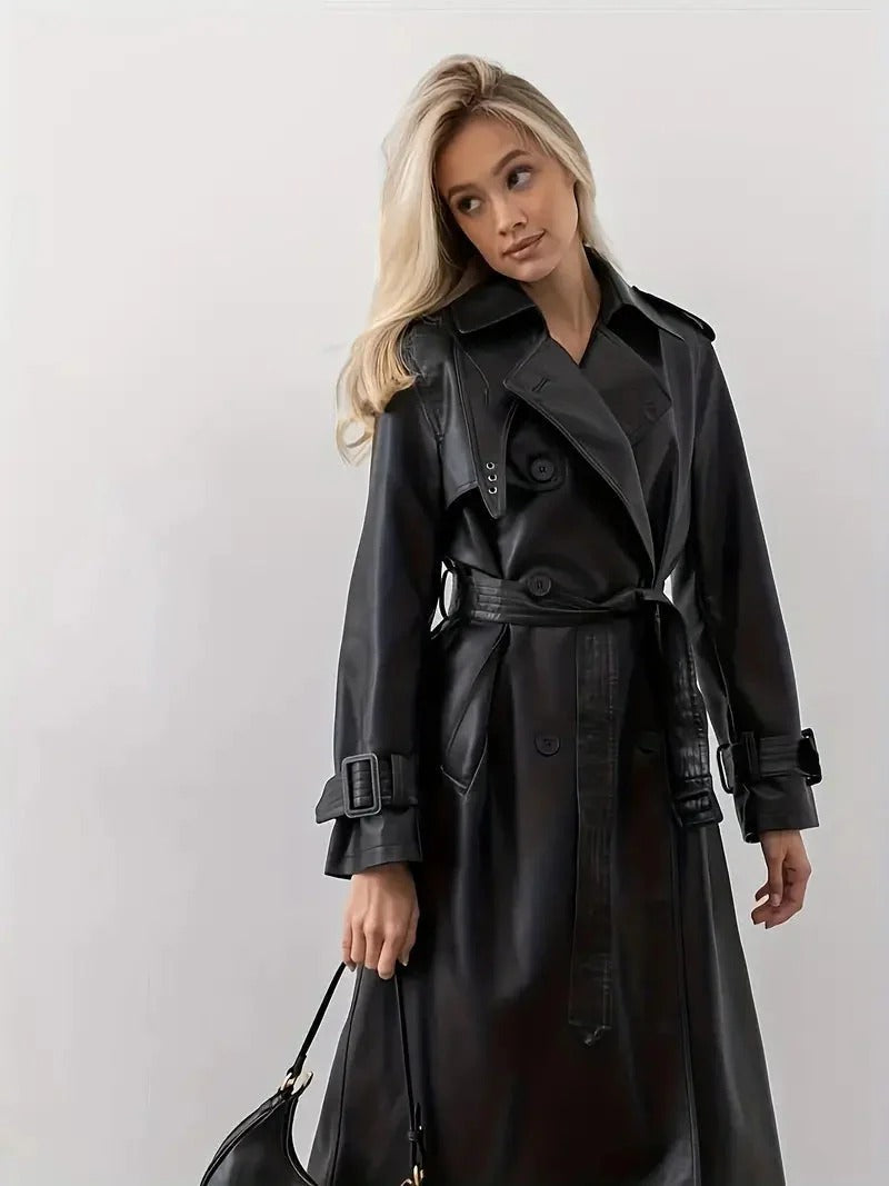 Sophisticated Coat with a Clean Classic Look