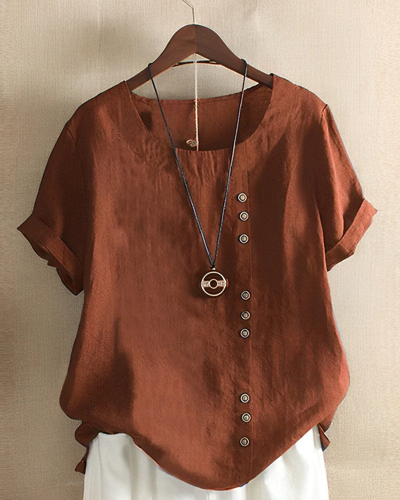 Beautifully Crafted Blouse in a Classic Style