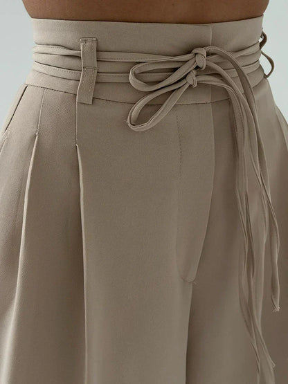 Beautifully Finished Pants in a Timeless Design