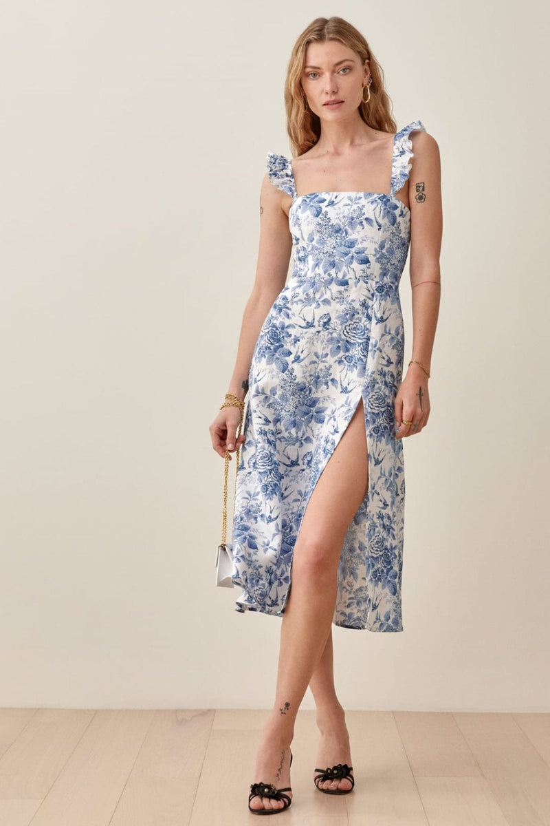 A Vintage Style Dress with Delicate Timeless Details