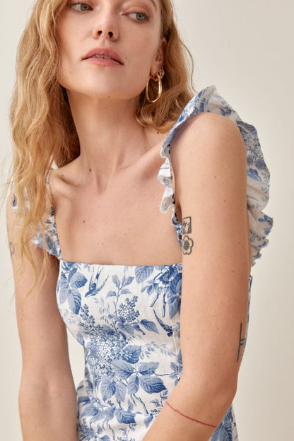 A Vintage Style Dress with Delicate Timeless Details