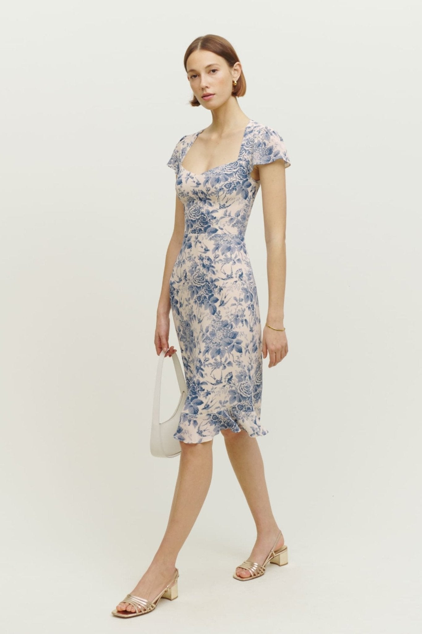 Polished Dress with an Effortless Classic Look