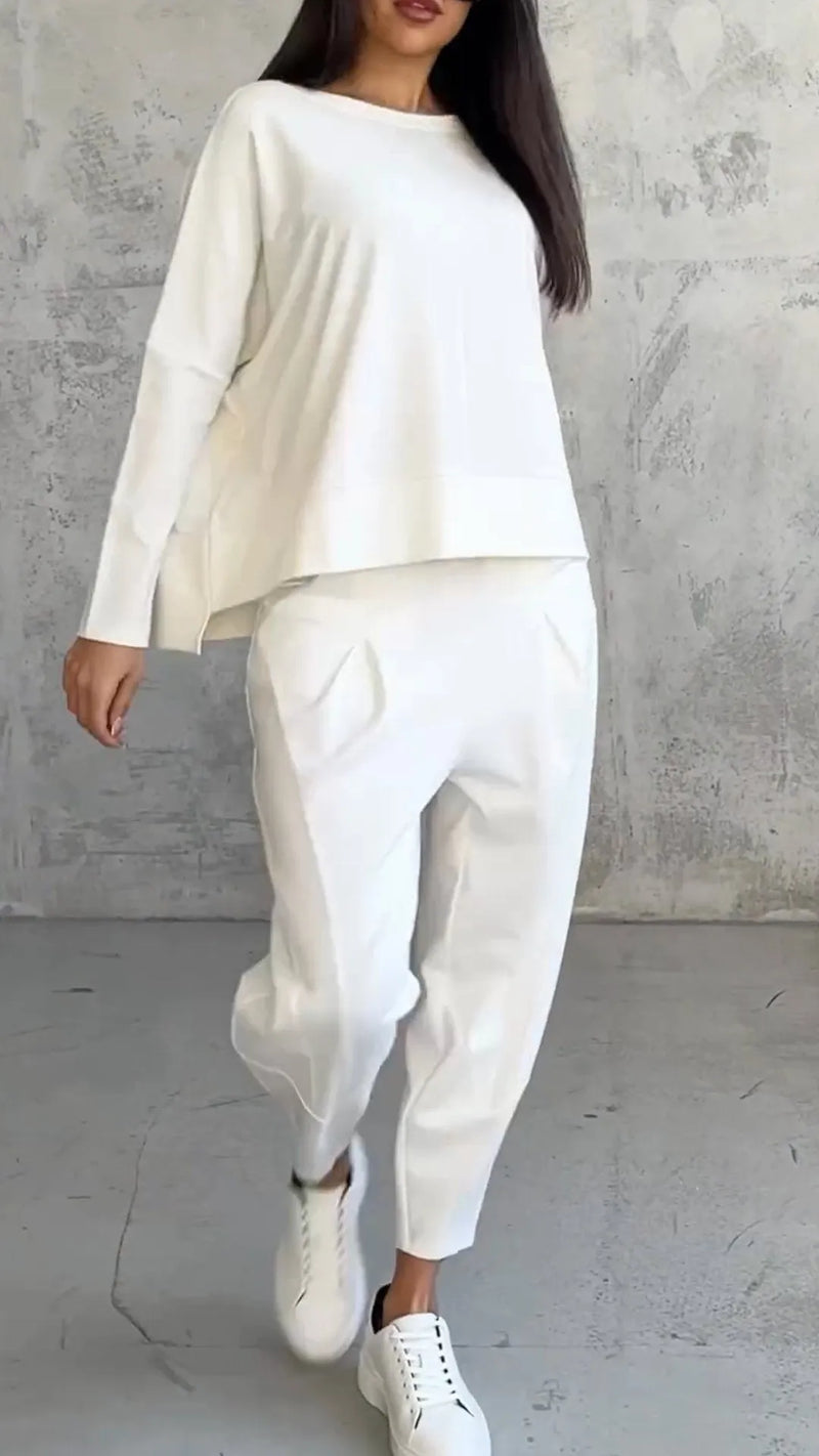 Polished Trousers with an Effortless Classic Look