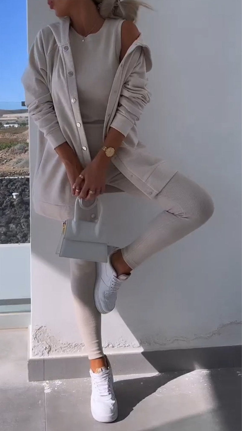 Classic Vintage Jacket with a Flattering Fit