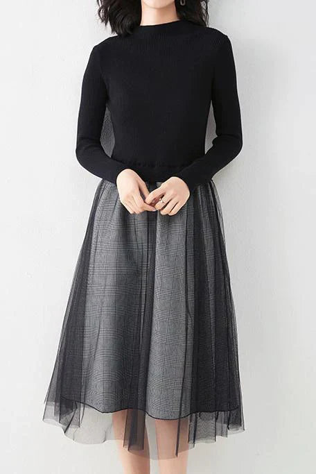 Effortlessly Elegant Dress with a Timeless Design