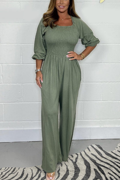 Effortlessly Elegant Garment with a Timeless Design