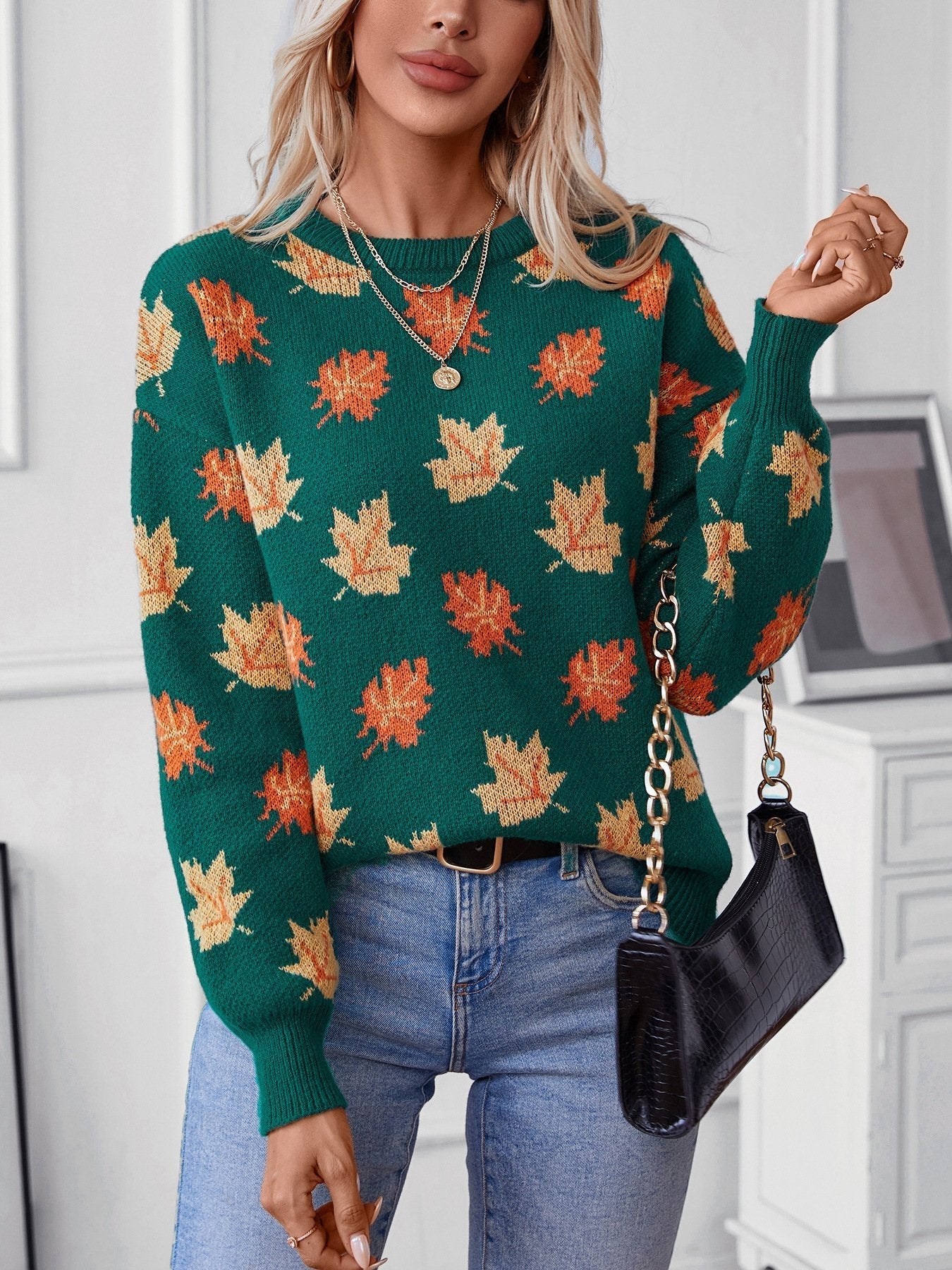 Beautifully Finished Sweater in a Timeless Design