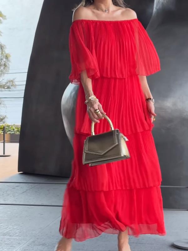 Classic Vintage Dress with a Flattering Fit