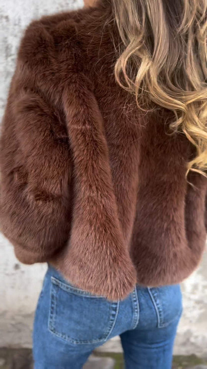 Gracefully Styled Jacket for Any Occasion
