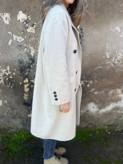 Classic Vintage & Enduringly Stylish Coat