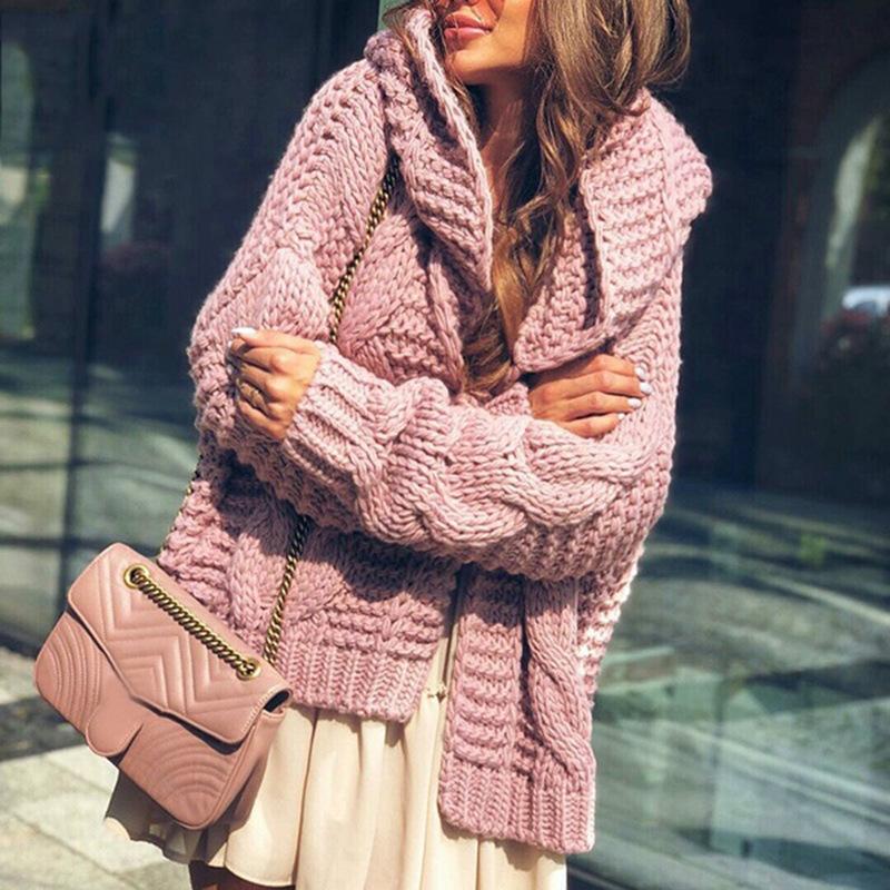 Gracefully Styled Coat for Any Occasion