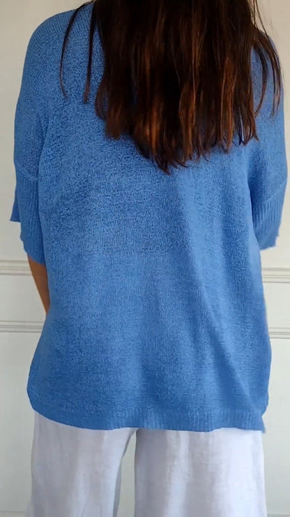 Beautifully Finished Top in a Timeless Design