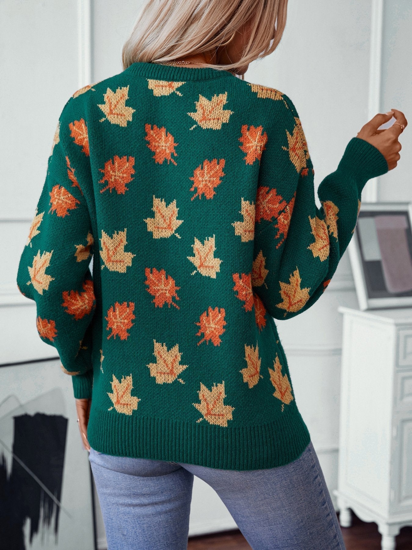 Beautifully Finished Sweater in a Timeless Design