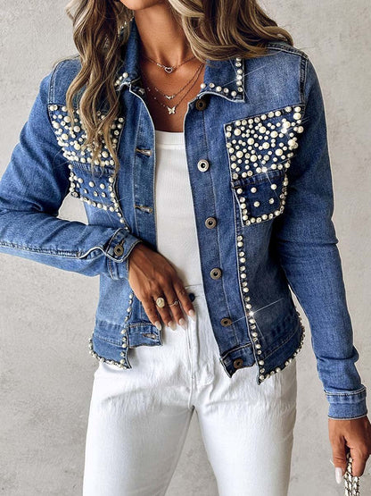 Gracefully Styled Jacket for Any Occasion