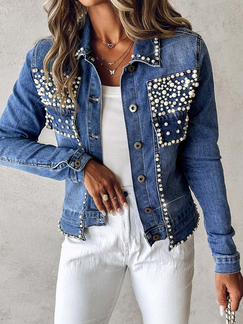 Gracefully Styled Jacket for Any Occasion