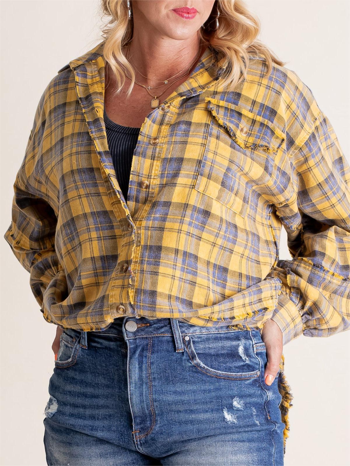 Effortlessly Elegant Shirt with a Timeless Design
