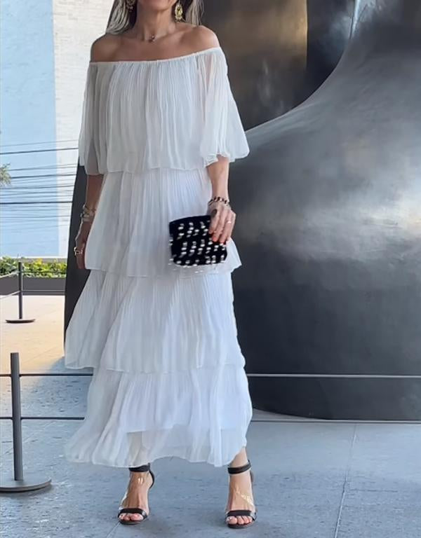 Classic Vintage Dress with a Flattering Fit