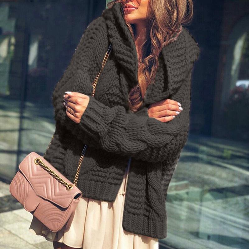 Gracefully Styled Coat for Any Occasion