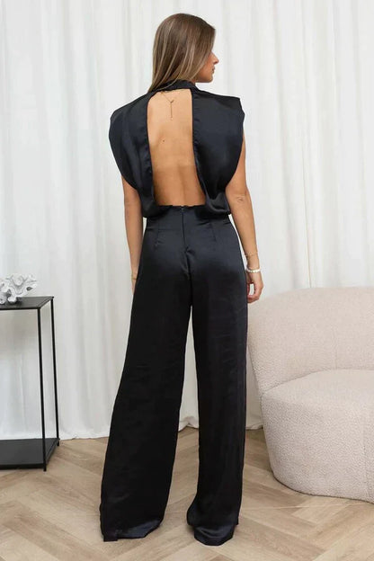Beautifully Crafted Garment in a Classic Style