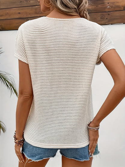 Effortlessly Elegant Top with a Timeless Design